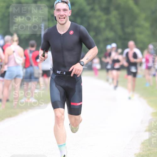 22.06.2025 - Viking Triathlon H.Heesch http://msf.ph/oto/8106601 22.06.2025 14:41:23 Laufen 87, 168, 191 meine-sportfotos.de