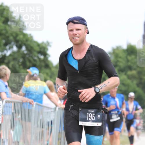 22.06.2025 - Viking Triathlon H.Heesch http://msf.ph/oto/8106605 22.06.2025 14:29:09 Laufen 195, 286, 602 meine-sportfotos.de