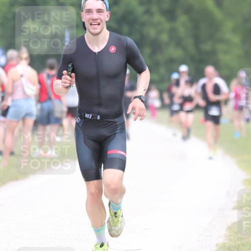 22.06.2025 - Viking Triathlon H.Heesch http://msf.ph/oto/8106606 22.06.2025 14:41:23 Laufen 87, 168, 191 meine-sportfotos.de