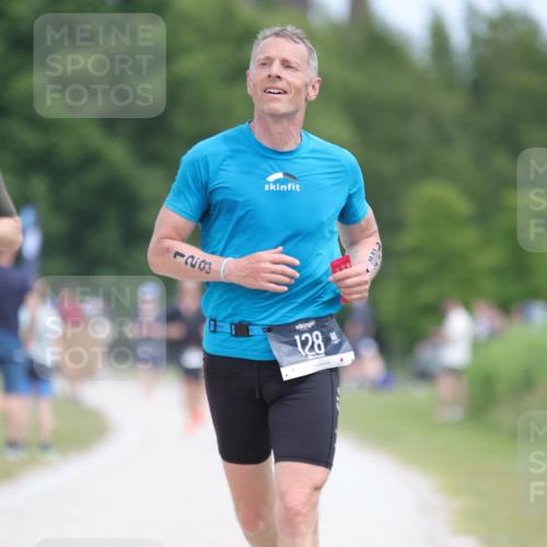 22.06.2025 - Viking Triathlon H.Heesch http://msf.ph/oto/8106608 22.06.2025 14:14:13 Laufen 128, 159, 335 meine-sportfotos.de