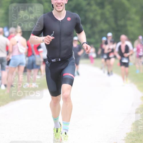 22.06.2025 - Viking Triathlon H.Heesch http://msf.ph/oto/8106611 22.06.2025 14:41:23 Laufen 87, 168, 191 meine-sportfotos.de