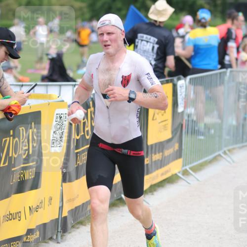 22.06.2025 - Viking Triathlon H.Heesch http://msf.ph/oto/8106618 22.06.2025 14:15:20 Laufen 28, 556 meine-sportfotos.de