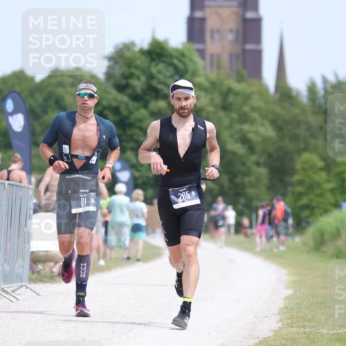 22.06.2025 - Viking Triathlon H.Heesch http://msf.ph/oto/8106626 22.06.2025 13:52:33 Laufen 81, 265 meine-sportfotos.de