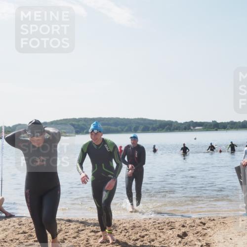 22.06.2025 - Viking Triathlon MichiJ http://msf.ph/oto/8106642 22.06.2025 10:52:31 Schwimmen 136, 490 meine-sportfotos.de