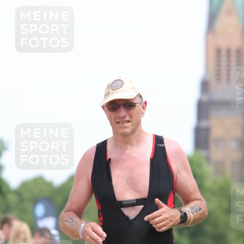 22.06.2025 - Viking Triathlon H.Heesch http://msf.ph/oto/8106674 22.06.2025 14:29:16 Laufen 286, 327, 488, 602 meine-sportfotos.de