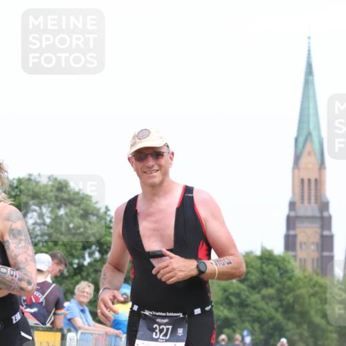 22.06.2025 - Viking Triathlon H.Heesch http://msf.ph/oto/8106685 22.06.2025 14:29:17 Laufen 286, 327, 488, 602 meine-sportfotos.de