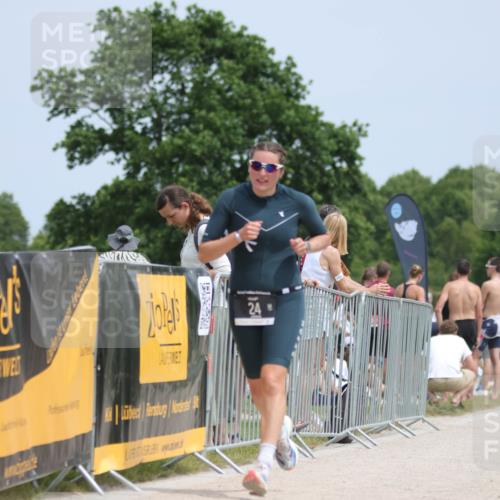 22.06.2025 - Viking Triathlon H.Heesch http://msf.ph/oto/8106698 22.06.2025 13:52:45 Laufen 24, 168 meine-sportfotos.de