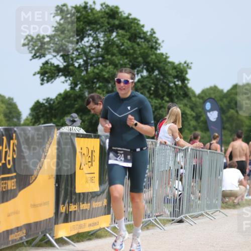 22.06.2025 - Viking Triathlon H.Heesch http://msf.ph/oto/8106707 22.06.2025 13:52:45 Laufen 24, 168 meine-sportfotos.de