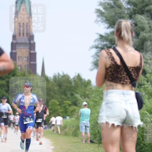 22.06.2025 - Viking Triathlon H.Heesch http://msf.ph/oto/8106731 22.06.2025 14:17:04 Laufen 135, 530, 610, 624 meine-sportfotos.de