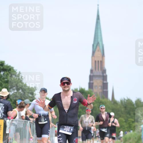 22.06.2025 - Viking Triathlon H.Heesch http://msf.ph/oto/8106760 22.06.2025 14:17:12 Laufen 115, 135, 238, 388, 464 meine-sportfotos.de