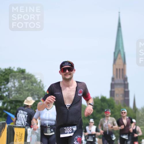 22.06.2025 - Viking Triathlon H.Heesch http://msf.ph/oto/8106774 22.06.2025 14:17:13 Laufen 115, 135, 238, 388, 431, 464, 635 meine-sportfotos.de