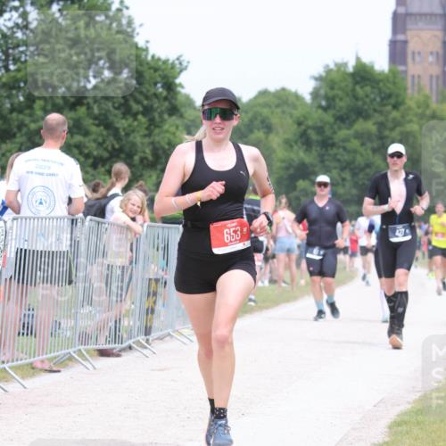 22.06.2025 - Viking Triathlon H.Heesch http://msf.ph/oto/8106804 22.06.2025 14:41:45 Laufen 110, 427, 527, 653 meine-sportfotos.de
