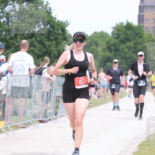 22.06.2025 - Viking Triathlon H.Heesch http://msf.ph/oto/8106808 22.06.2025 14:41:45 Laufen 110, 427, 527, 653 meine-sportfotos.de