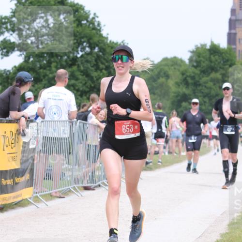 22.06.2025 - Viking Triathlon H.Heesch http://msf.ph/oto/8106824 22.06.2025 14:41:45 Laufen 110, 427, 527, 653 meine-sportfotos.de