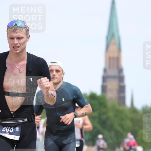22.06.2025 - Viking Triathlon H.Heesch http://msf.ph/oto/8106825 22.06.2025 14:17:23 Laufen 40, 203, 431, 480, 635 meine-sportfotos.de