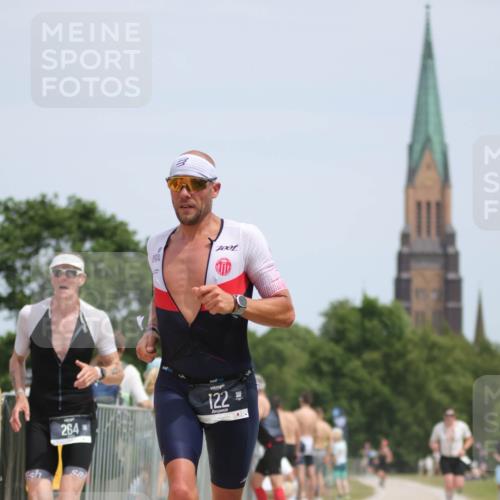 22.06.2025 - Viking Triathlon H.Heesch http://msf.ph/oto/8106826 22.06.2025 13:53:16 Laufen 122, 264, 550, 662 meine-sportfotos.de