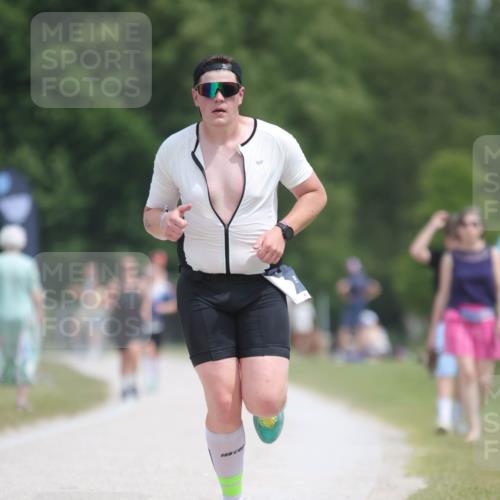 22.06.2025 - Viking Triathlon H.Heesch http://msf.ph/oto/8106835 22.06.2025 13:53:20 Laufen 21, 122, 264 meine-sportfotos.de