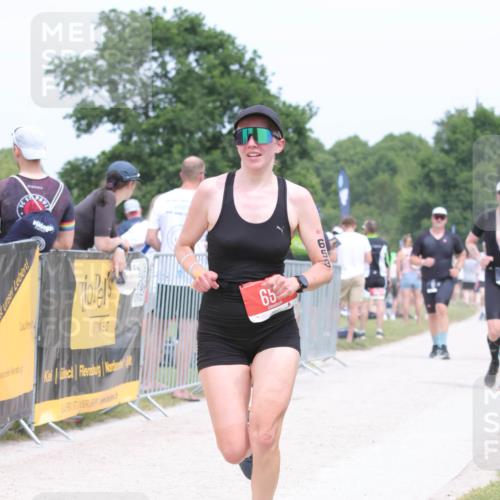 22.06.2025 - Viking Triathlon H.Heesch http://msf.ph/oto/8106852 22.06.2025 14:41:45 Laufen 110, 427, 527, 653 meine-sportfotos.de