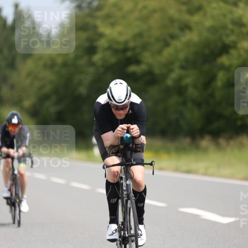 22.06.2025 - Viking Triathlon Yannick Fuchs http://msf.ph/oto/8106855 22.06.2025 12:11:41 Radfahren 13, 173, 234, 314, 340, 427, 444, 458, 604 meine-sportfotos.de