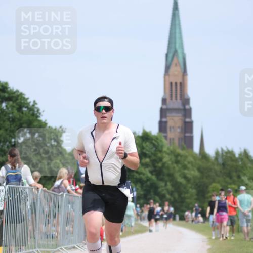 22.06.2025 - Viking Triathlon H.Heesch http://msf.ph/oto/8106859 22.06.2025 13:53:24 Laufen 21 meine-sportfotos.de