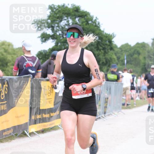 22.06.2025 - Viking Triathlon H.Heesch http://msf.ph/oto/8106872 22.06.2025 14:41:46 Laufen 110, 427, 527, 653 meine-sportfotos.de