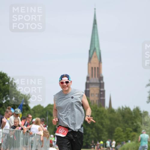 22.06.2025 - Viking Triathlon H.Heesch http://msf.ph/oto/8106909 22.06.2025 14:17:42 Laufen 8, 473, 647 meine-sportfotos.de