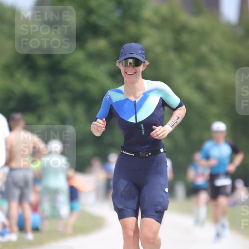 22.06.2025 - Viking Triathlon H.Heesch http://msf.ph/oto/8106926 22.06.2025 13:53:49 Laufen 123, 443, 551 meine-sportfotos.de