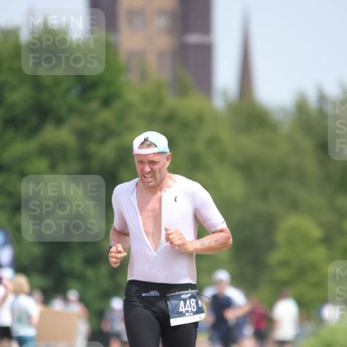 22.06.2025 - Viking Triathlon H.Heesch http://msf.ph/oto/8106978 22.06.2025 14:18:18 Laufen 448 meine-sportfotos.de