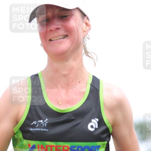 22.06.2025 - Viking Triathlon H.Heesch http://msf.ph/oto/8106985 22.06.2025 14:30:14 Laufen 81, 156, 636 meine-sportfotos.de