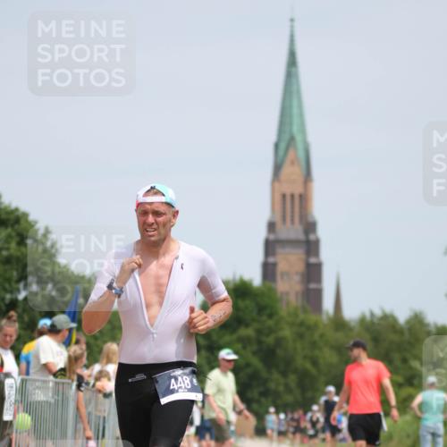 22.06.2025 - Viking Triathlon H.Heesch http://msf.ph/oto/8106999 22.06.2025 14:18:21 Laufen 448 meine-sportfotos.de