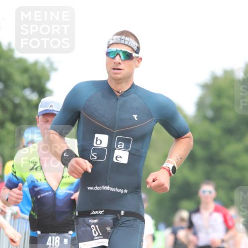 22.06.2025 - Viking Triathlon H.Heesch http://msf.ph/oto/8107004 22.06.2025 14:30:19 Laufen 81, 156, 418 meine-sportfotos.de