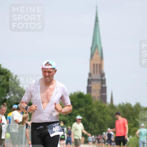 22.06.2025 - Viking Triathlon H.Heesch http://msf.ph/oto/8107005 22.06.2025 14:18:22 Laufen 448 meine-sportfotos.de