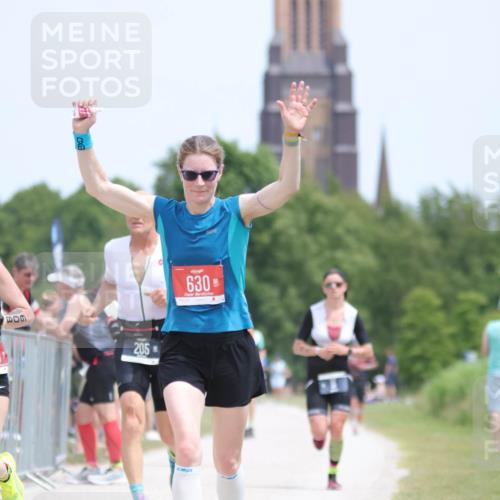 22.06.2025 - Viking Triathlon H.Heesch http://msf.ph/oto/8107006 22.06.2025 13:54:09 Laufen 11, 205, 608, 630 meine-sportfotos.de