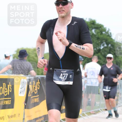 22.06.2025 - Viking Triathlon H.Heesch http://msf.ph/oto/8107019 22.06.2025 14:41:51 Laufen 69, 125, 427, 551, 637 meine-sportfotos.de