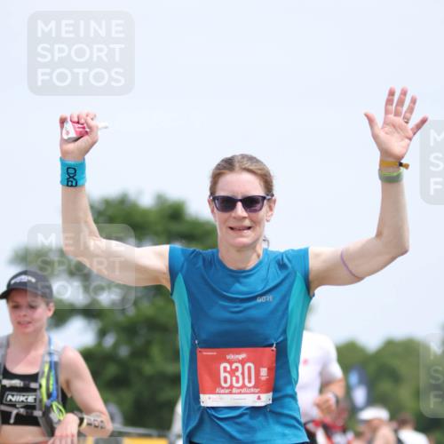 22.06.2025 - Viking Triathlon H.Heesch http://msf.ph/oto/8107026 22.06.2025 13:54:10 Laufen 11, 205, 608, 630 meine-sportfotos.de