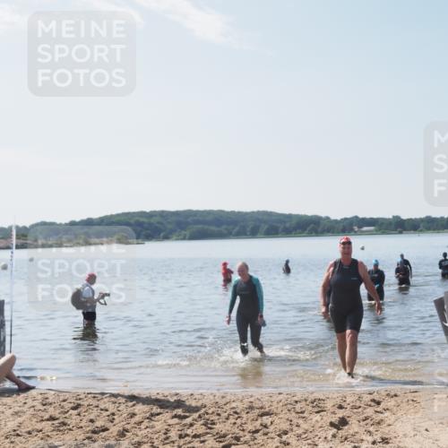 22.06.2025 - Viking Triathlon MichiJ http://msf.ph/oto/8107039 22.06.2025 10:53:13 Schwimmen 165, 201, 319, 470, 640 meine-sportfotos.de