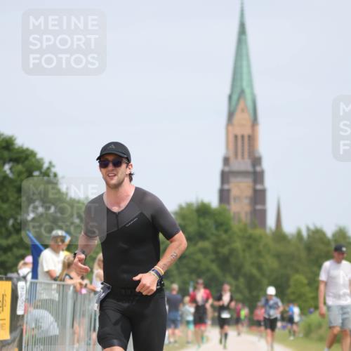 22.06.2025 - Viking Triathlon H.Heesch http://msf.ph/oto/8107054 22.06.2025 14:18:45 Laufen 100, 271, 272, 617 meine-sportfotos.de