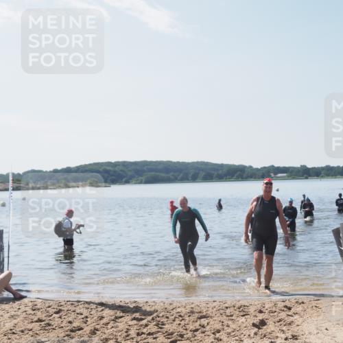 22.06.2025 - Viking Triathlon MichiJ http://msf.ph/oto/8107064 22.06.2025 10:53:13 Schwimmen 165, 201, 319, 470, 640 meine-sportfotos.de