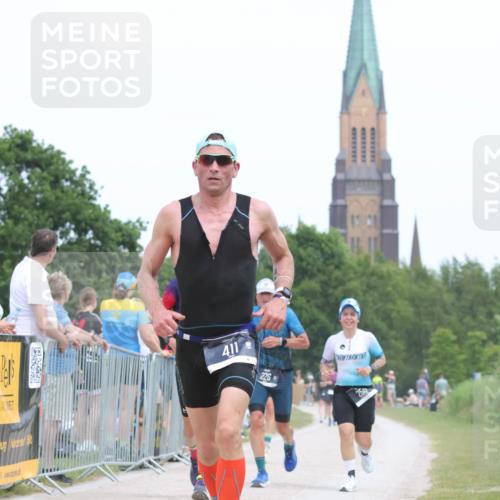 22.06.2025 - Viking Triathlon H.Heesch http://msf.ph/oto/8107130 22.06.2025 14:30:51 Laufen 226, 256, 340, 411, 621 meine-sportfotos.de