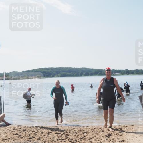 22.06.2025 - Viking Triathlon MichiJ http://msf.ph/oto/8107141 22.06.2025 10:53:15 Schwimmen 165, 201, 319, 470, 640 meine-sportfotos.de