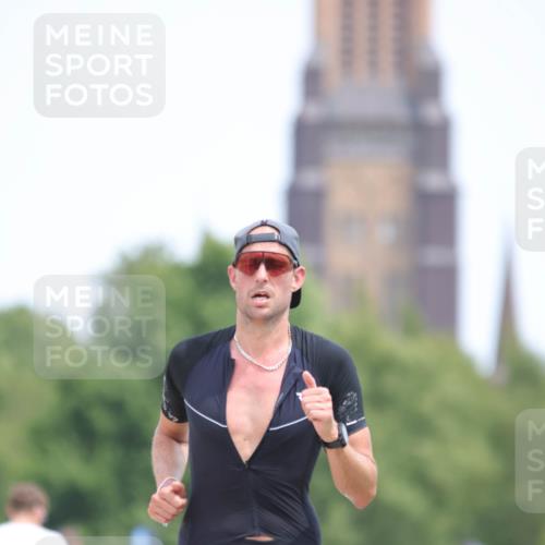 22.06.2025 - Viking Triathlon H.Heesch http://msf.ph/oto/8107147 22.06.2025 13:54:38 Laufen 141, 188, 403 meine-sportfotos.de