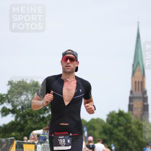 22.06.2025 - Viking Triathlon H.Heesch http://msf.ph/oto/8107163 22.06.2025 13:54:41 Laufen 141, 188 meine-sportfotos.de
