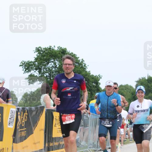 22.06.2025 - Viking Triathlon H.Heesch http://msf.ph/oto/8107170 22.06.2025 14:30:53 Laufen 226, 256, 340, 411, 621 meine-sportfotos.de