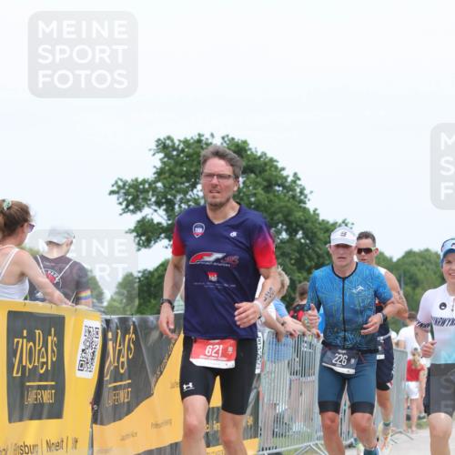 22.06.2025 - Viking Triathlon H.Heesch http://msf.ph/oto/8107182 22.06.2025 14:30:53 Laufen 226, 256, 340, 411, 621 meine-sportfotos.de
