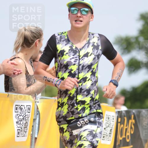 22.06.2025 - Viking Triathlon H.Heesch http://msf.ph/oto/8107203 22.06.2025 14:19:38 Laufen 368 meine-sportfotos.de