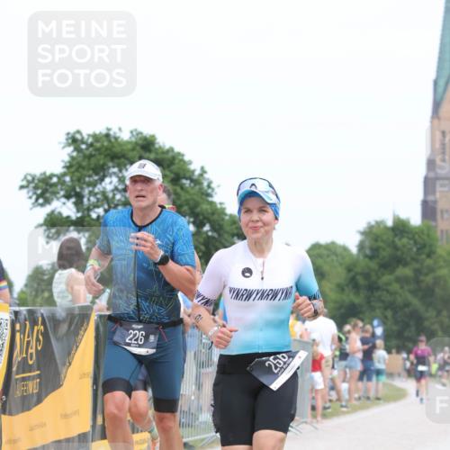 22.06.2025 - Viking Triathlon H.Heesch http://msf.ph/oto/8107207 22.06.2025 14:30:54 Laufen 226, 256, 340, 411, 621 meine-sportfotos.de