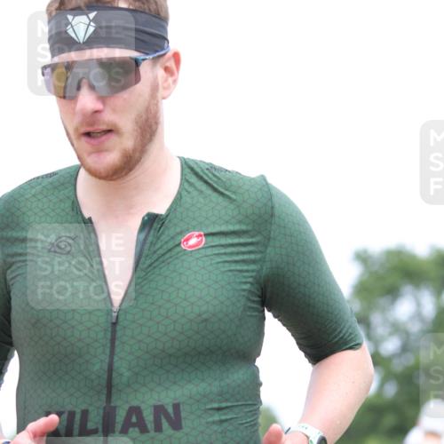 22.06.2025 - Viking Triathlon H.Heesch http://msf.ph/oto/8107253 22.06.2025 14:31:19 Laufen 186, 265 meine-sportfotos.de