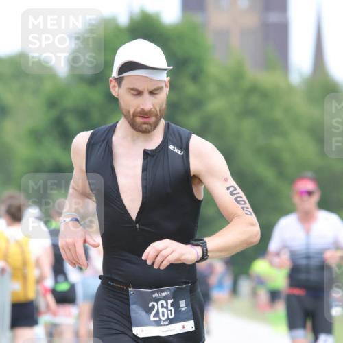 22.06.2025 - Viking Triathlon H.Heesch http://msf.ph/oto/8107258 22.06.2025 14:31:21 Laufen 55, 186, 265 meine-sportfotos.de