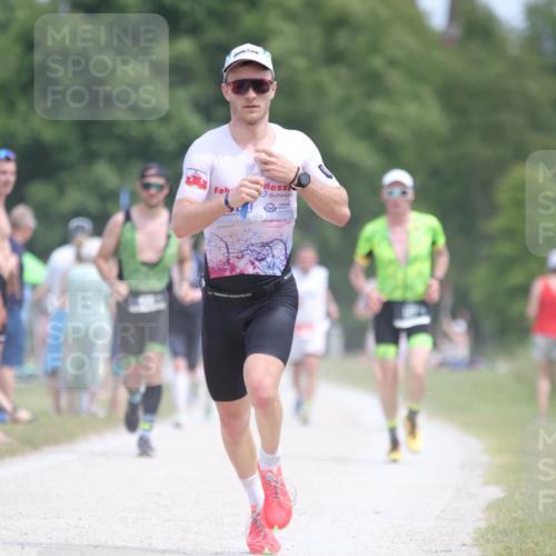 22.06.2025 - Viking Triathlon H.Heesch http://msf.ph/oto/8107301 22.06.2025 13:55:22 Laufen 183, 399, 453, 521 meine-sportfotos.de