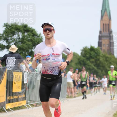 22.06.2025 - Viking Triathlon H.Heesch http://msf.ph/oto/8107309 22.06.2025 13:55:24 Laufen 183, 399, 453, 521 meine-sportfotos.de